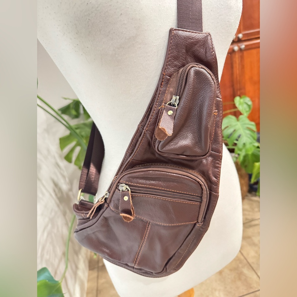 Brown Leather Crossbody Sling Bag • Multi-Pocket • New - Picture 2 of 9